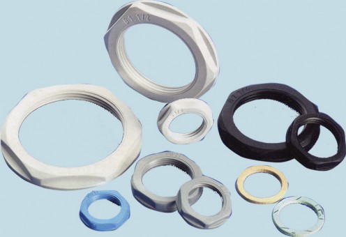 אום PVC