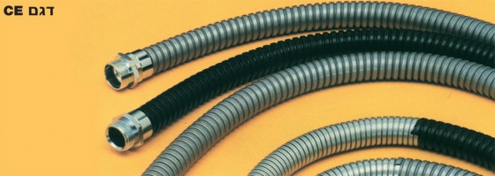צינור גמיש ממתכת מצופה PVC דק.